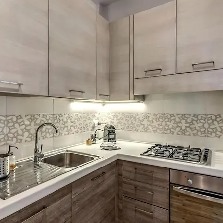 Fram Vatican Apartment *